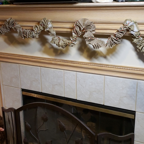 Newly Handmade 7 Foot Embellished Burlap Garland - Picture 5 of 8